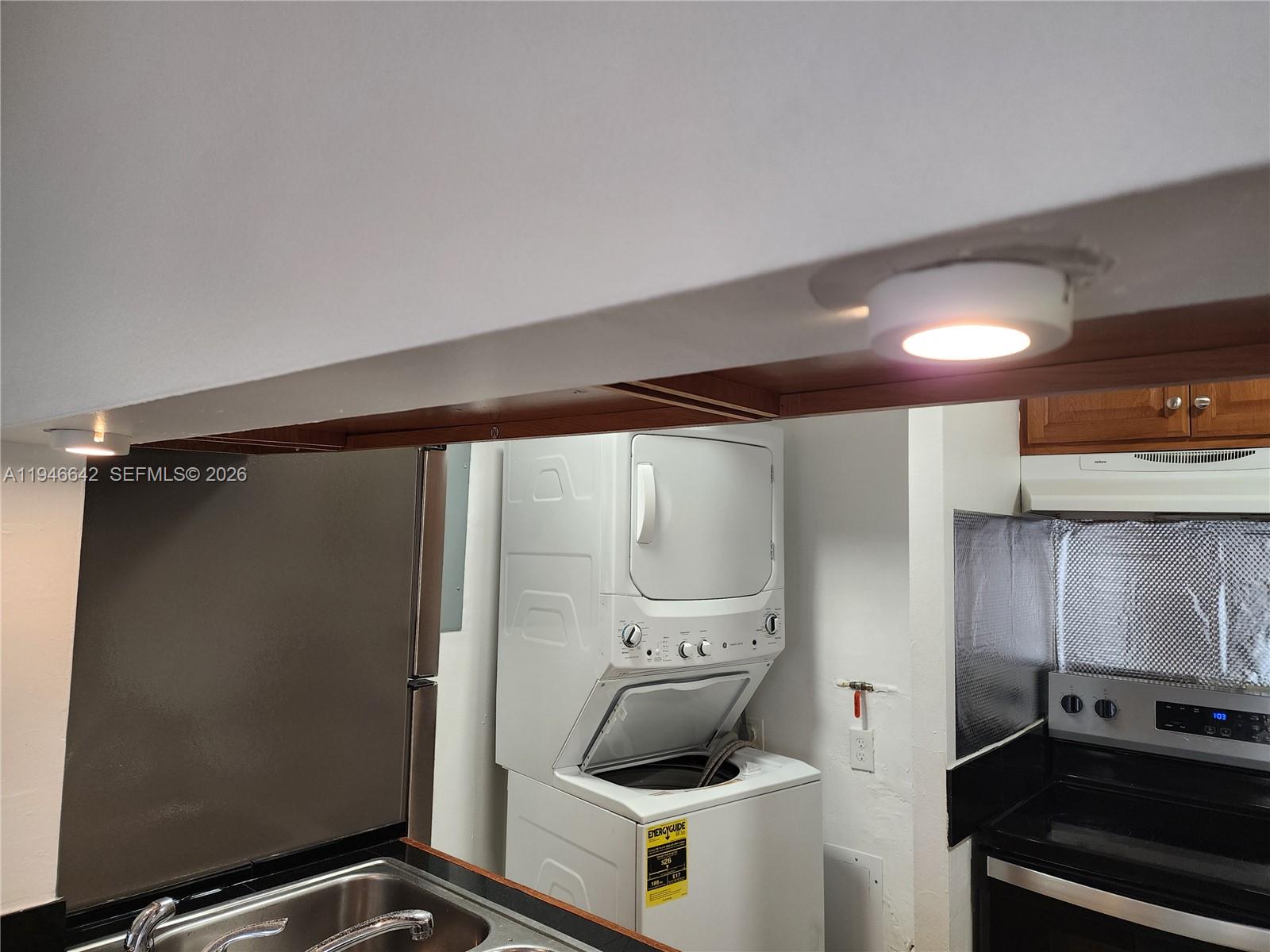 ARBOR KEYS CONDO - Residential