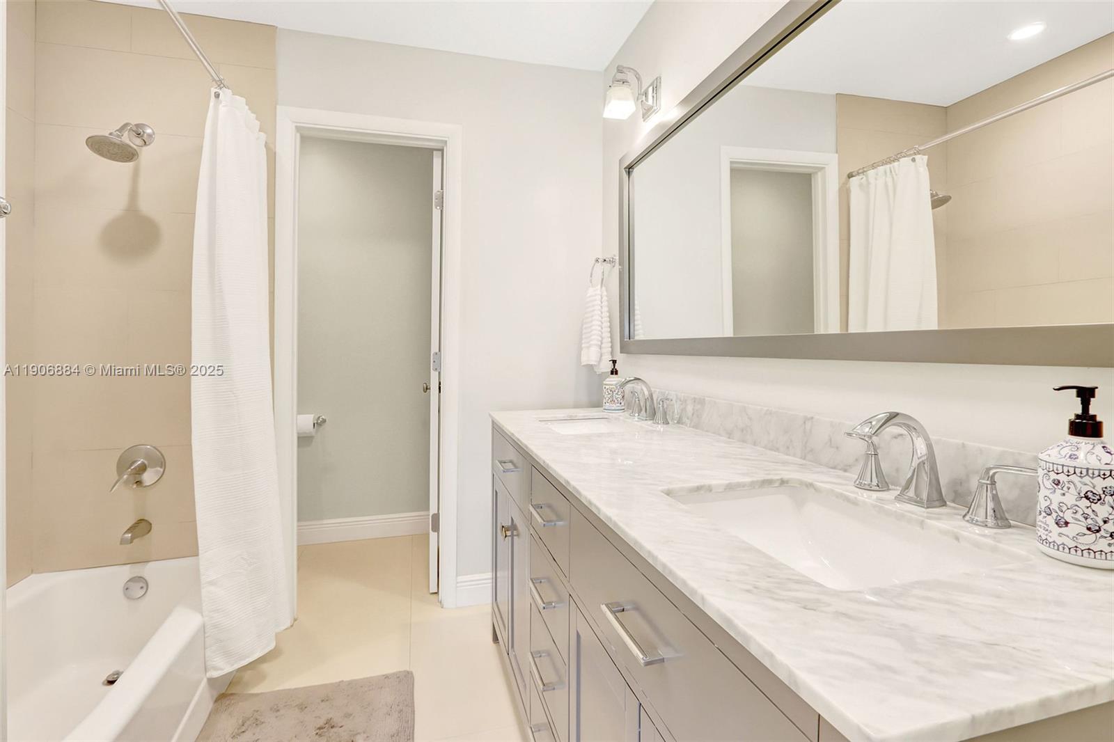 PINE SHORE SEC 6 - Residential