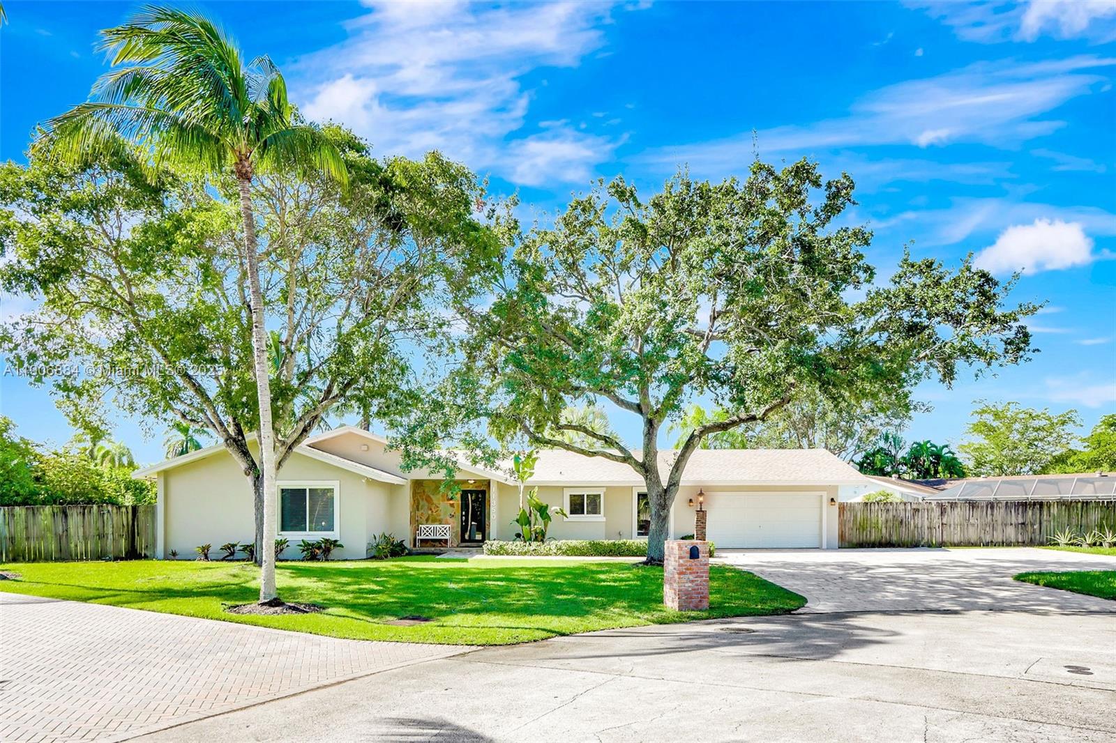 PINE SHORE SEC 6 - Residential