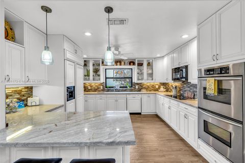 Photo of 21899 Arriba Real Real, Boca Raton, FL 33433 (MLS # A11861173)