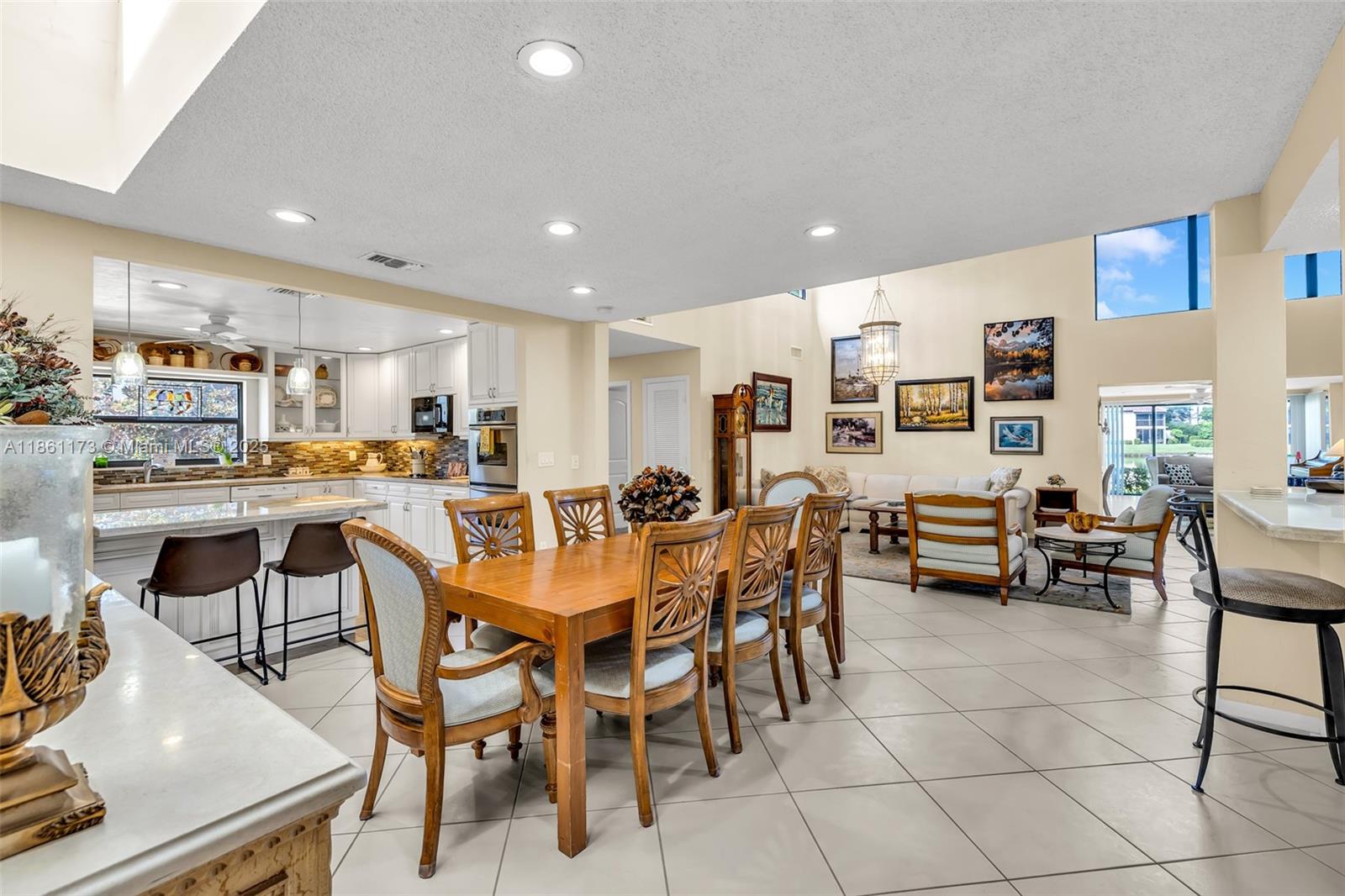 GLADES OF BOCA LAGO CONDO - Residential