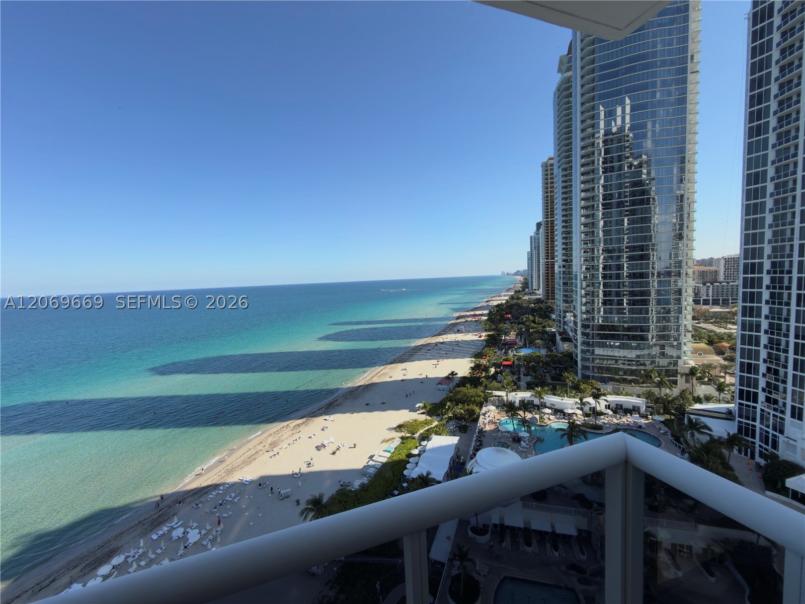 18101 Collins Ave 1807
