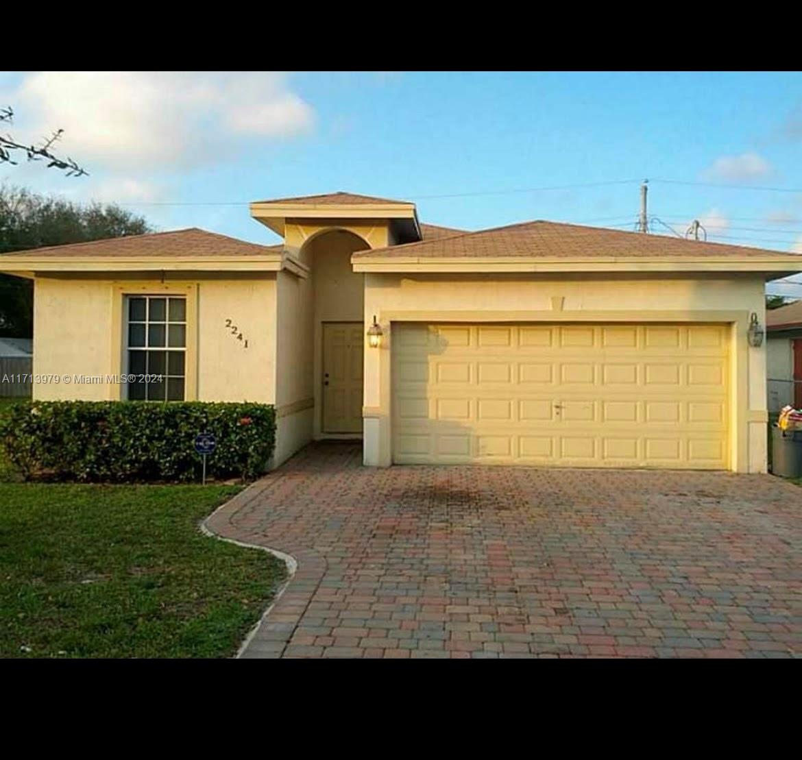 2241 Nw 4th Ct, Pompano Beach, Broward County, Florida - 3 Bedrooms  
2 Bathrooms - 