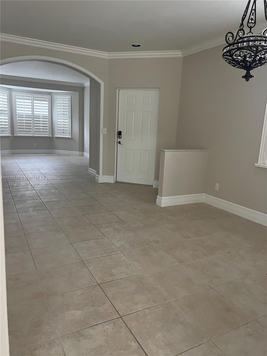 KENSINGTON SOUTH - Residential Lease