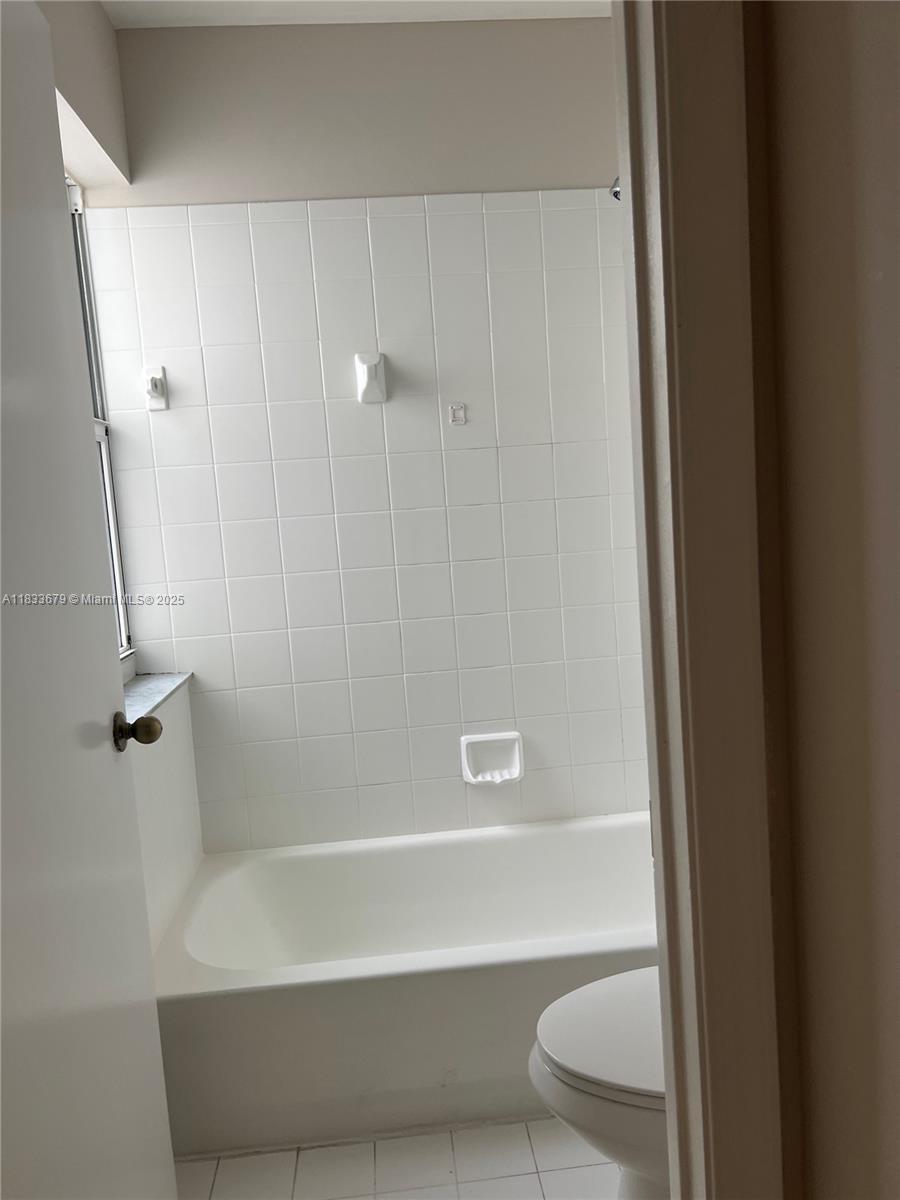 KENSINGTON SOUTH - Residential Lease