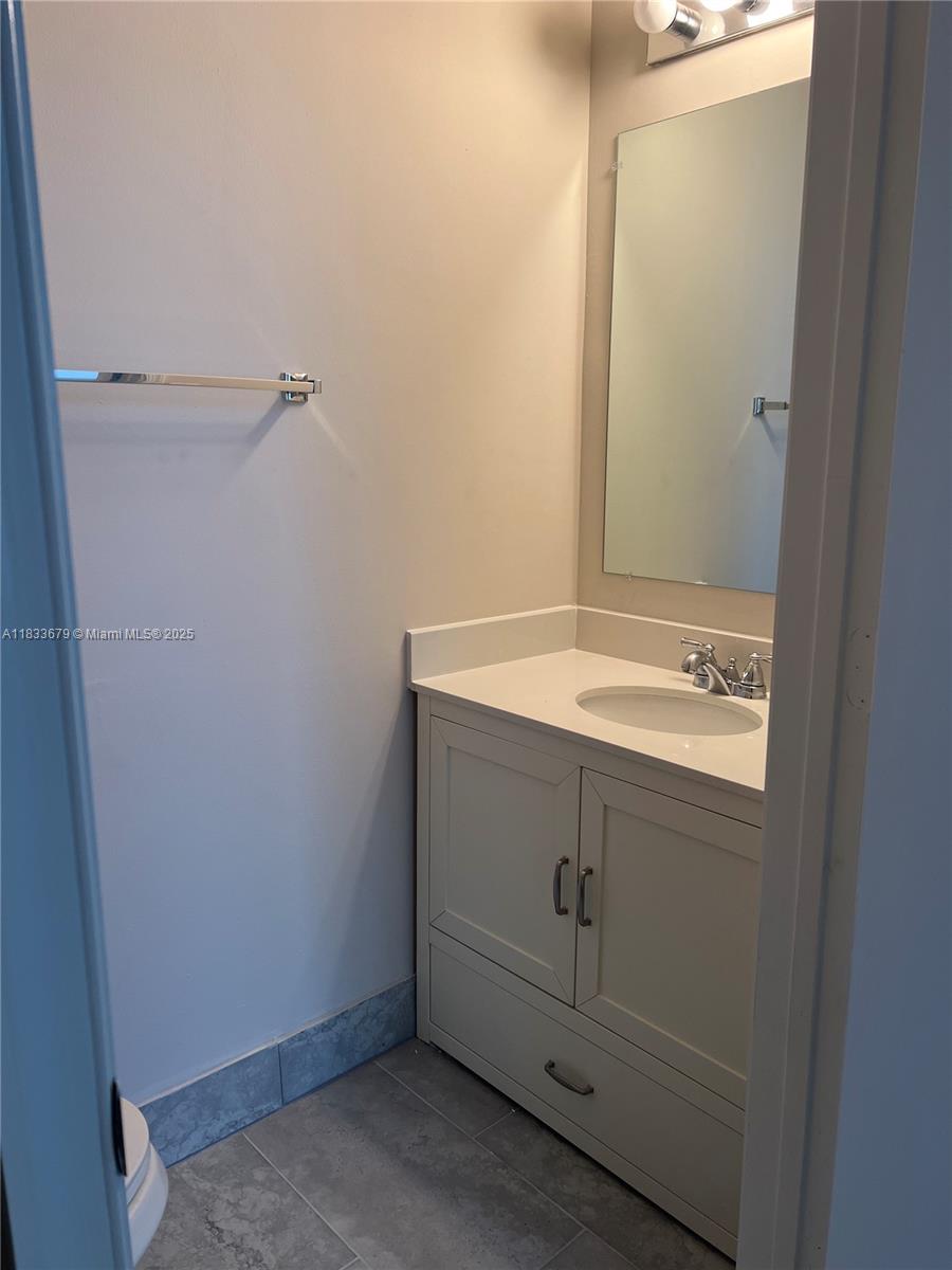 KENSINGTON SOUTH - Residential Lease