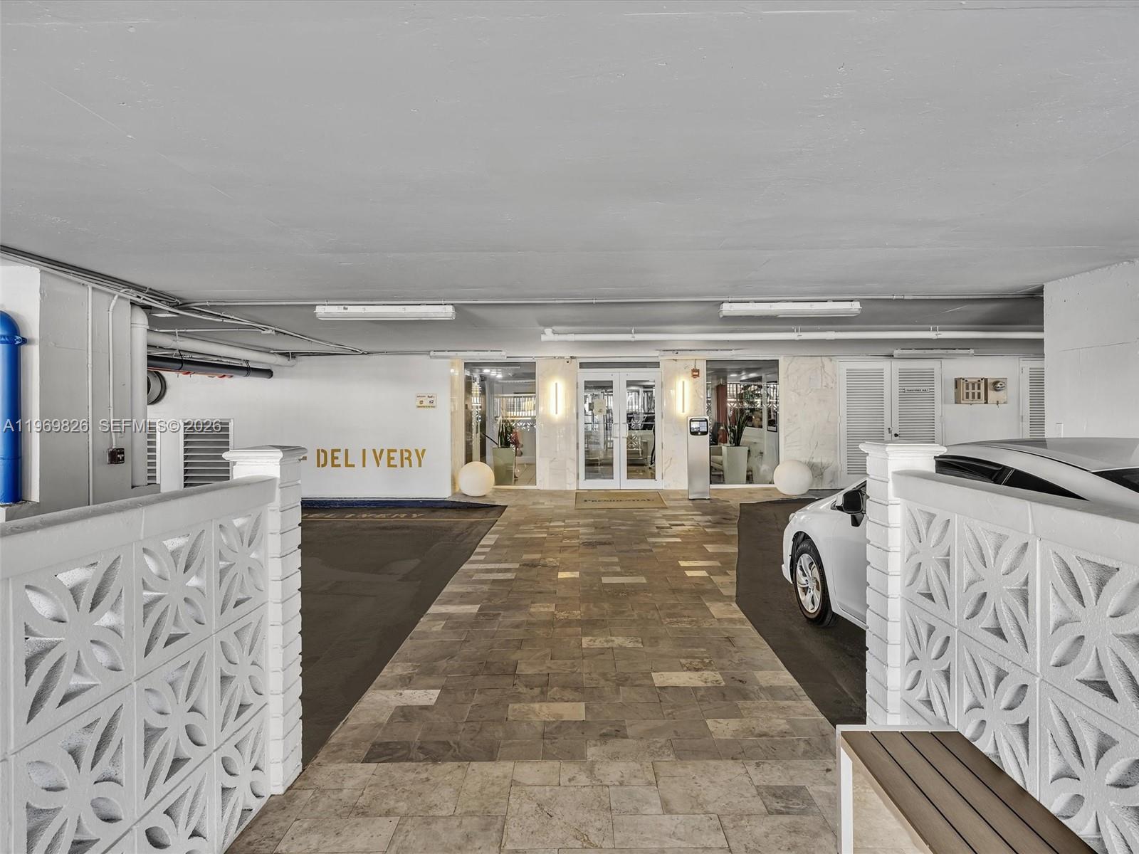 THE PRESIDENTIAL CONDO - Residential