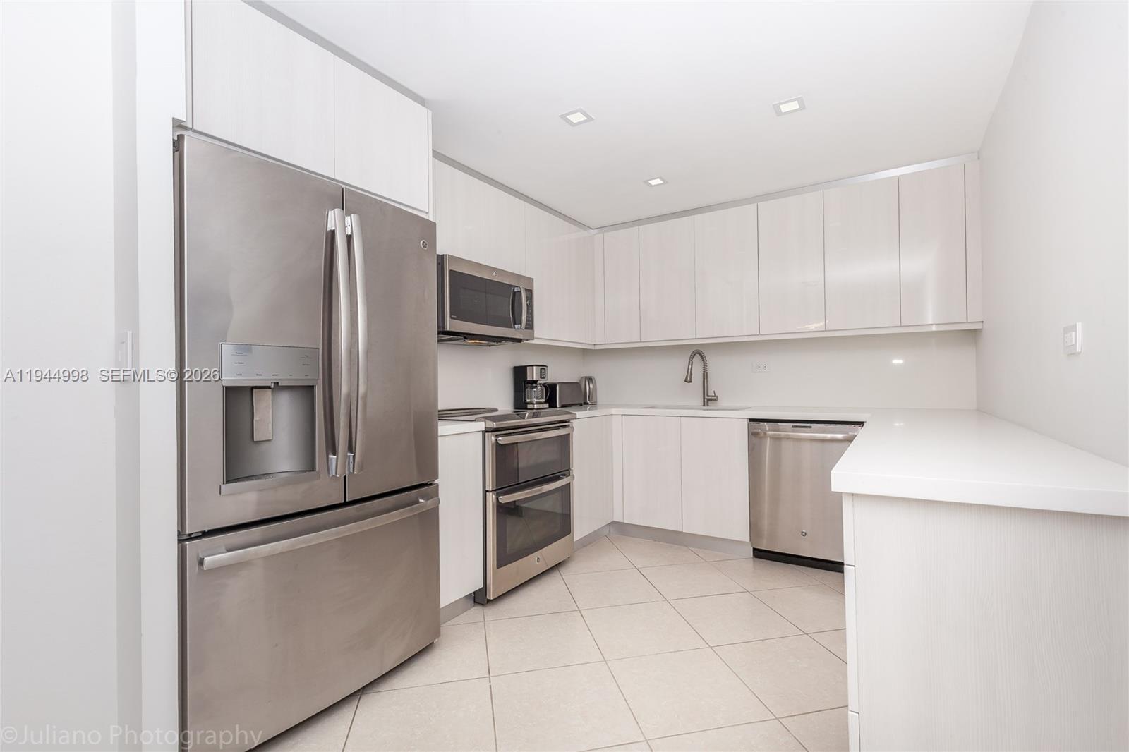 OCEANSIDE PLAZA CONDO - Residential