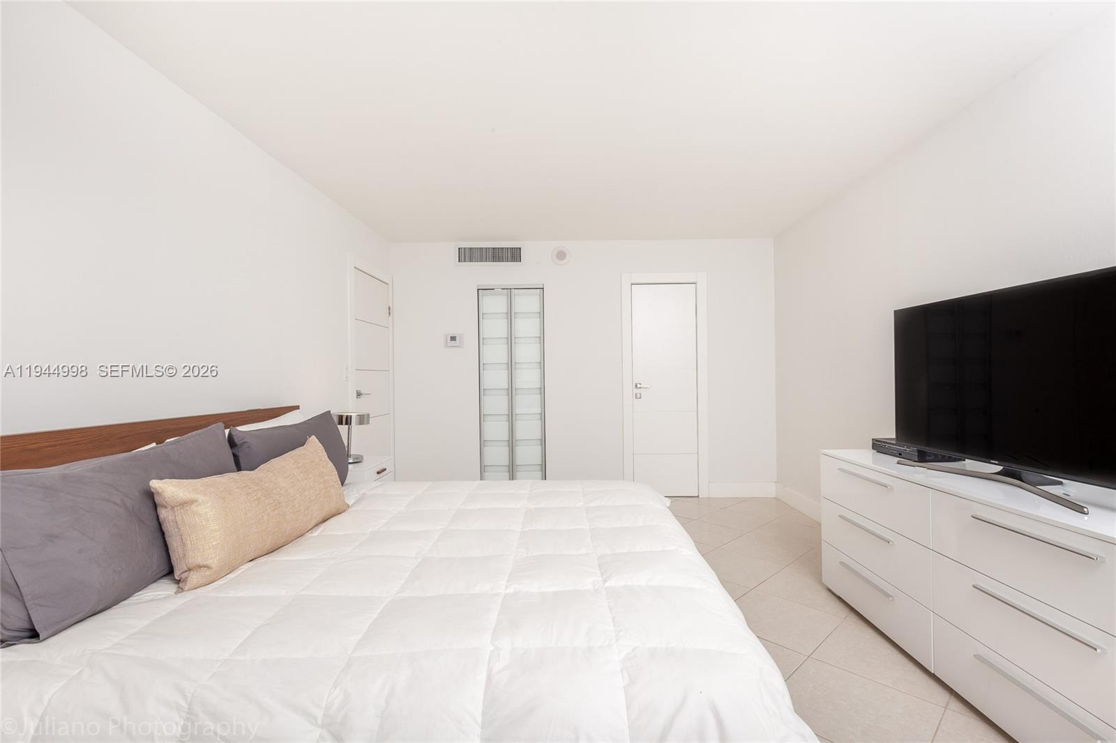 OCEANSIDE PLAZA CONDO - Residential