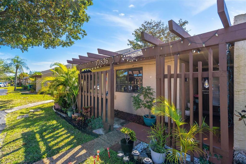 Photo of 10836 NW 30th Pl #354, Sunrise, FL 33322 (MLS # A11967759)