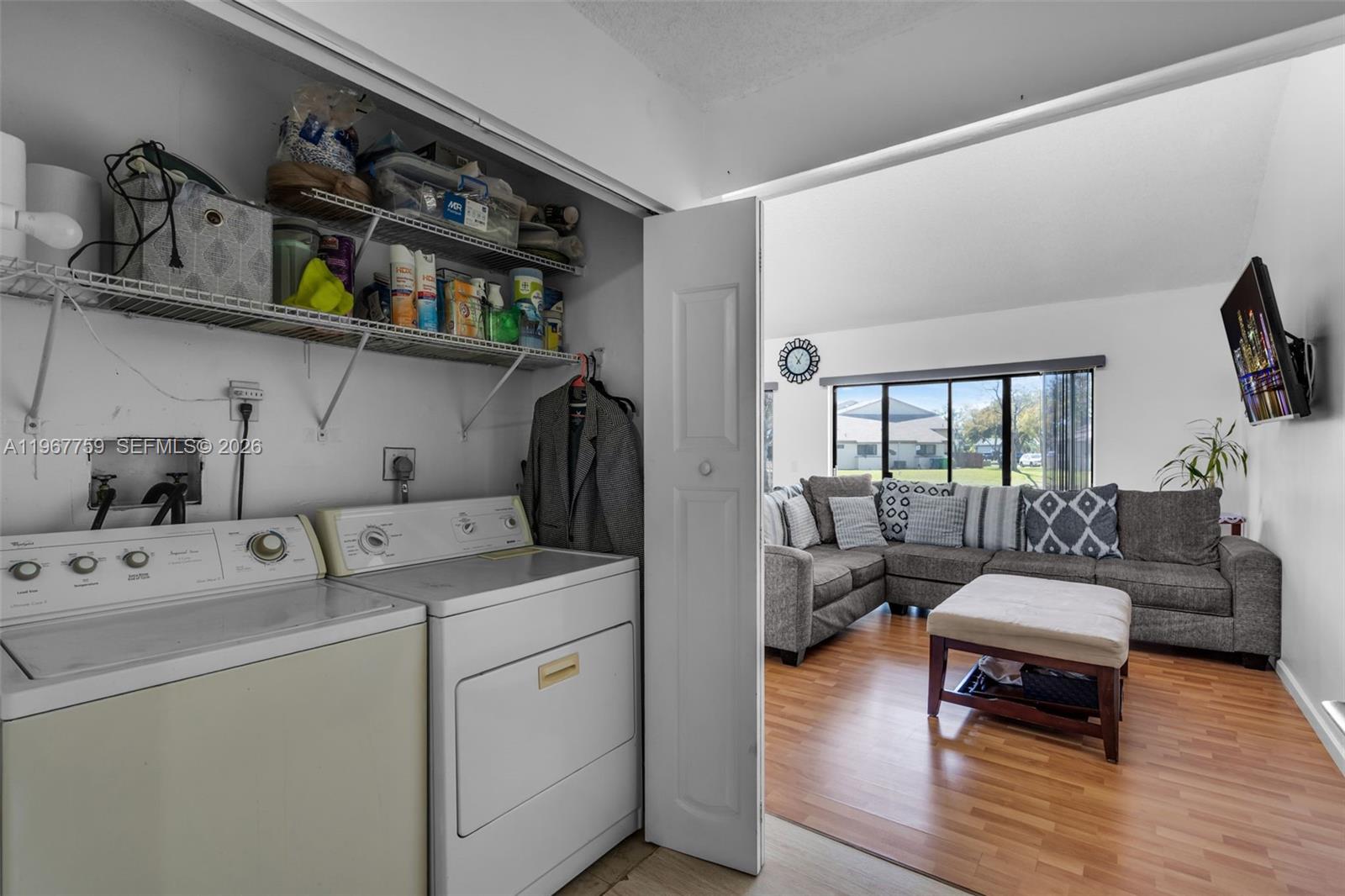 NORTH LAKE TOWNHOMES COND - Residential