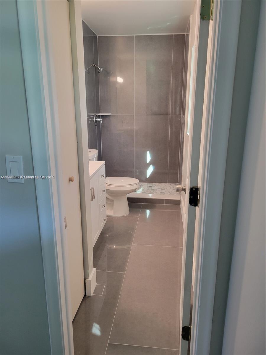 LOCH LOMOND SEC 3 - Residential Lease