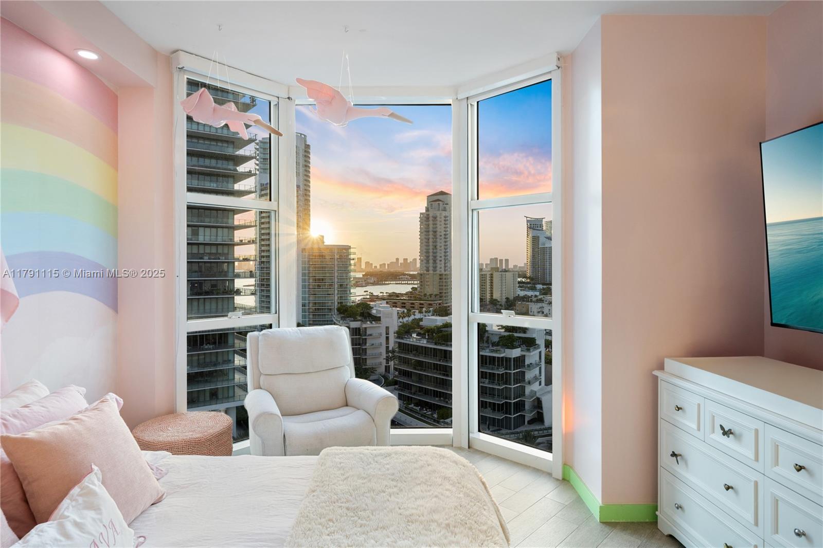 PORTOFINO TOWER CONDO - Residential