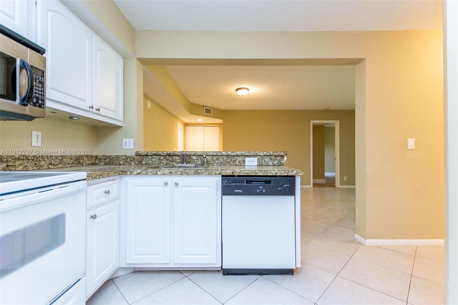 GRAND OASIS CONDO - Residential