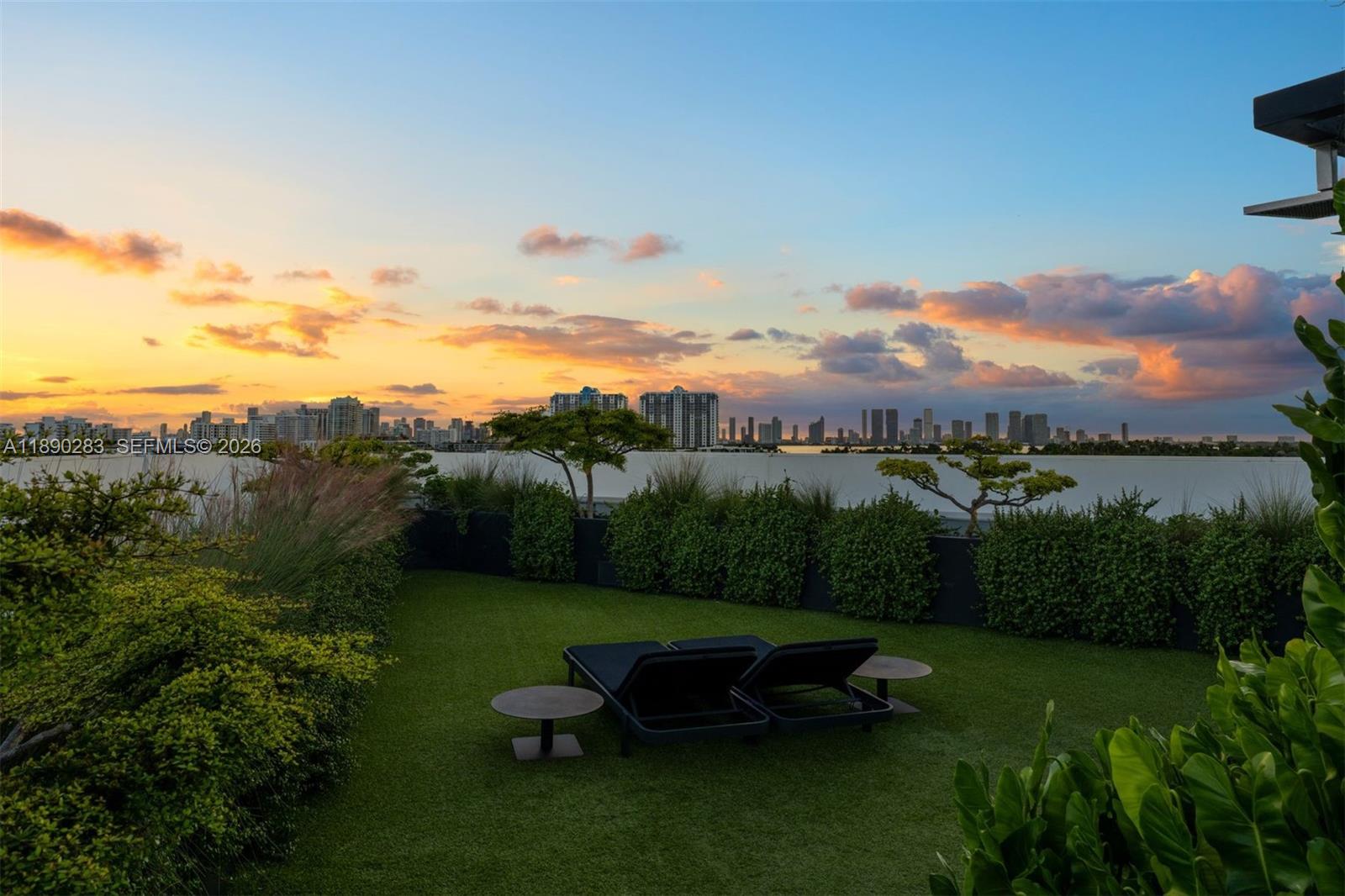 THE MERIDIAN CONDO - Residential