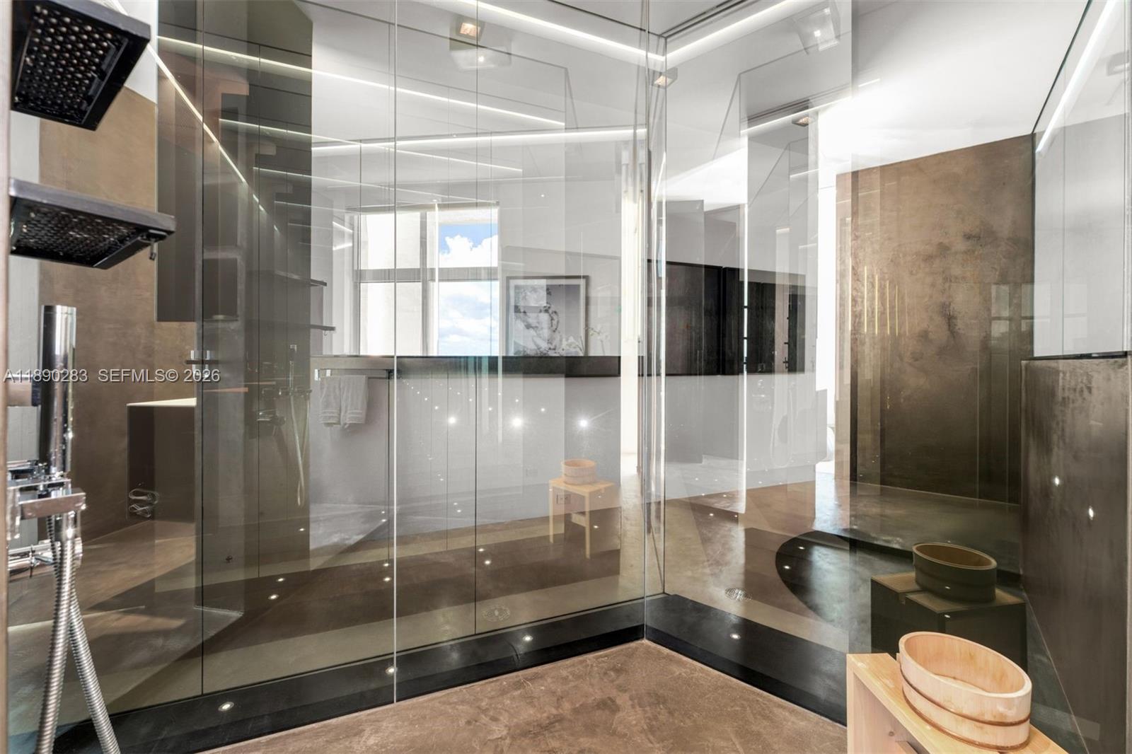 THE MERIDIAN CONDO - Residential