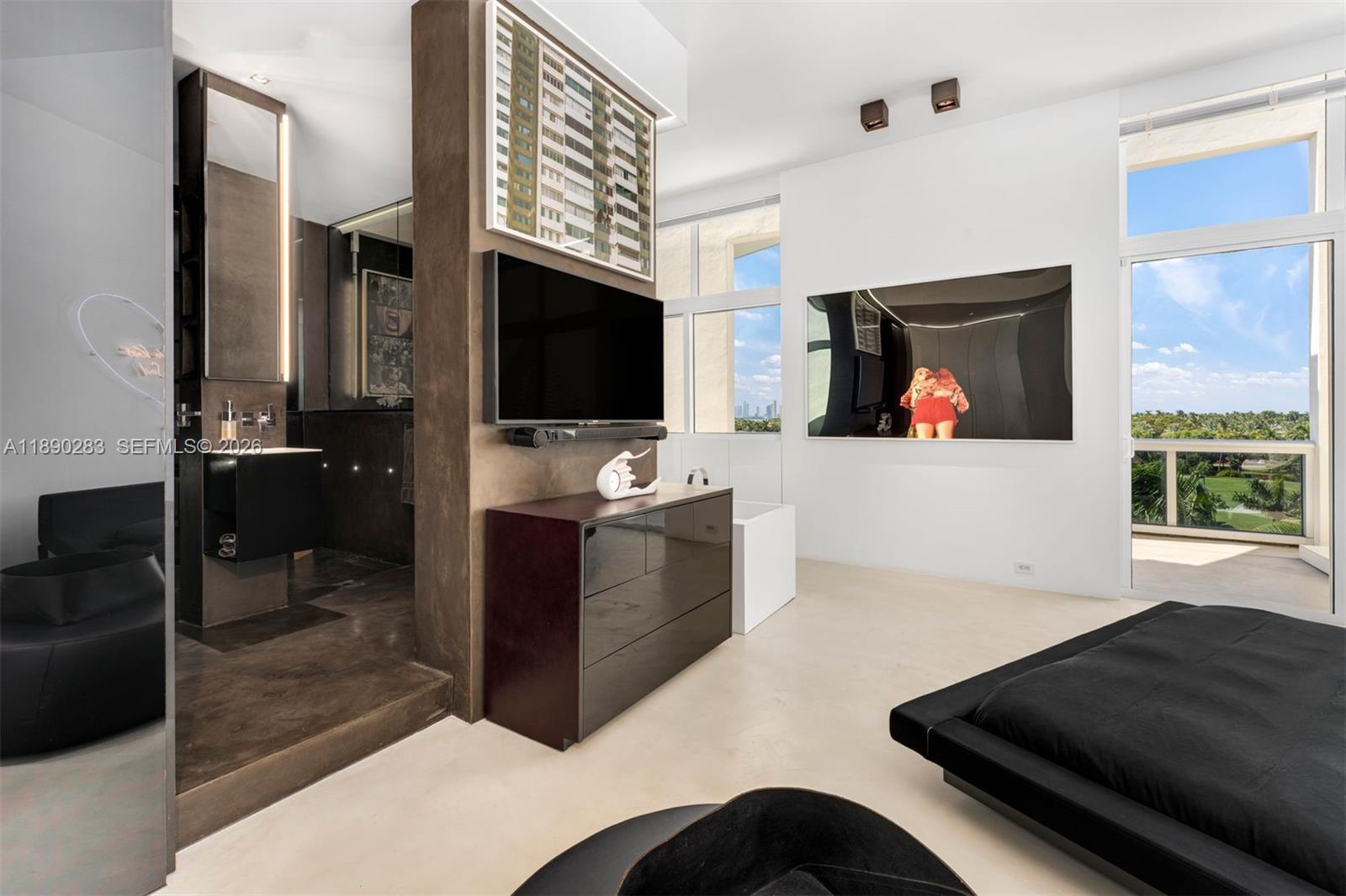 THE MERIDIAN CONDO - Residential