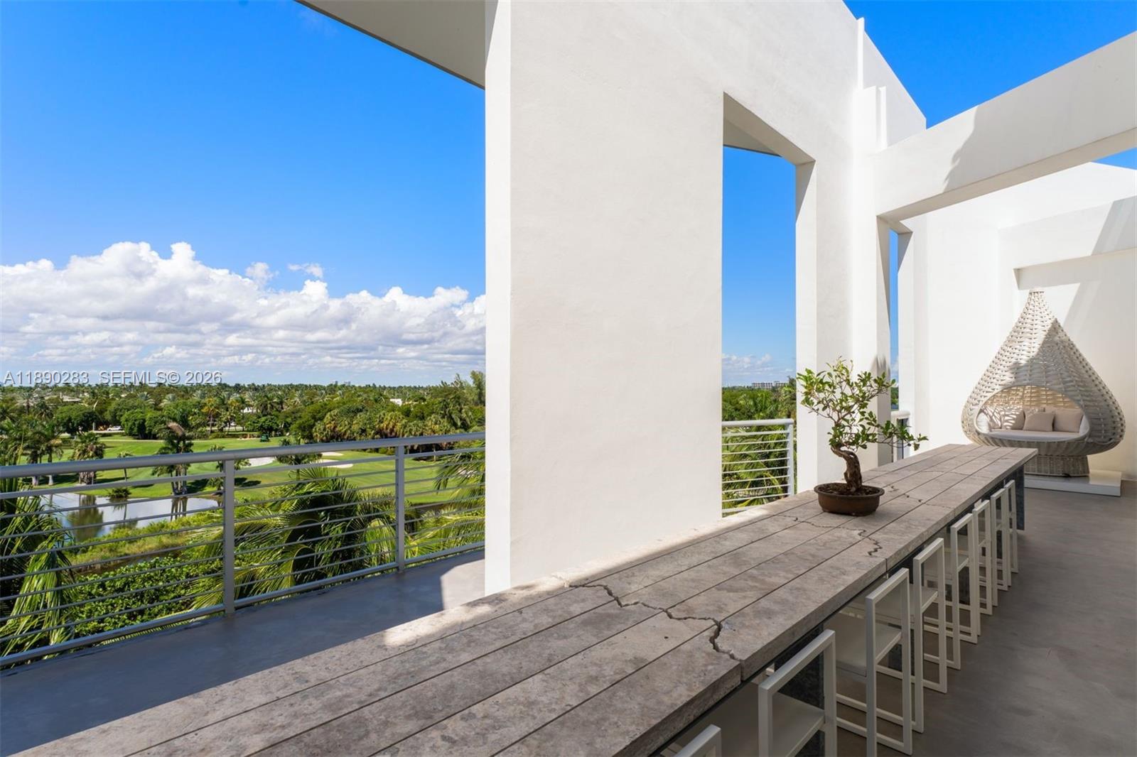 THE MERIDIAN CONDO - Residential