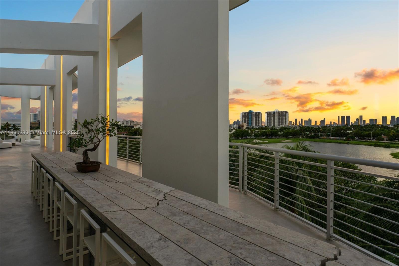 THE MERIDIAN CONDO - Residential
