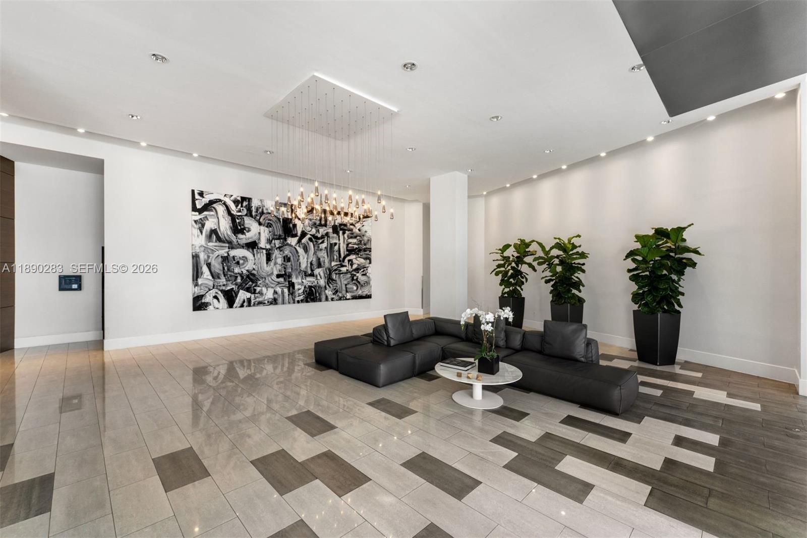 THE MERIDIAN CONDO - Residential