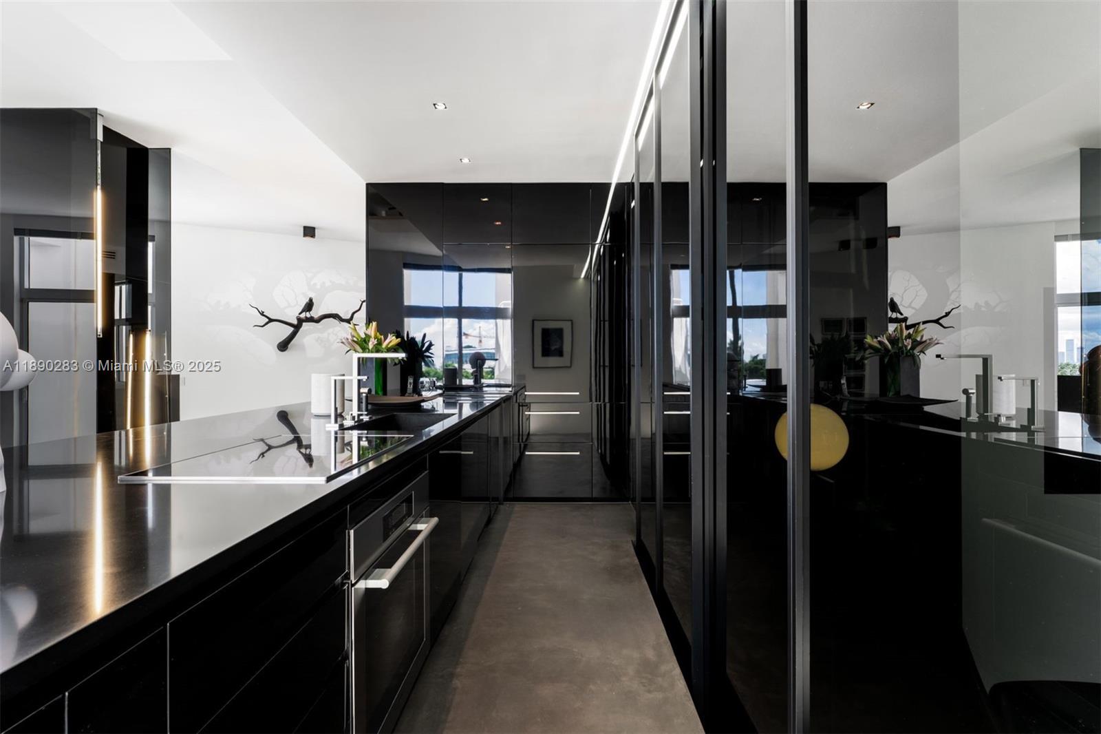 THE MERIDIAN CONDO - Residential