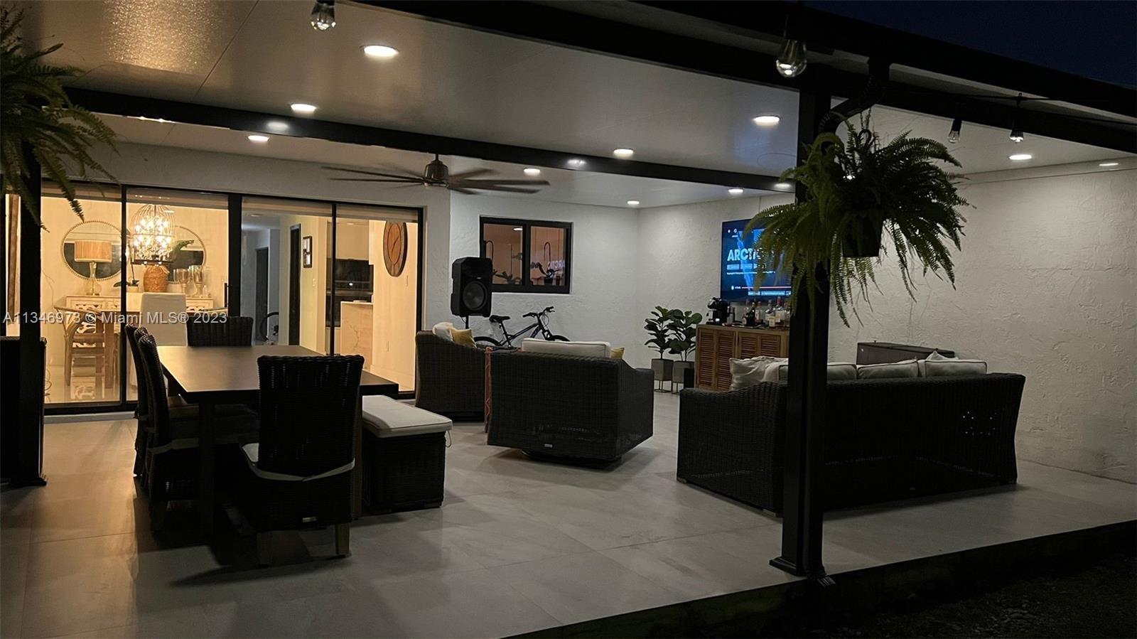 PRESTIGE HOMES INTL GARDE - Residential