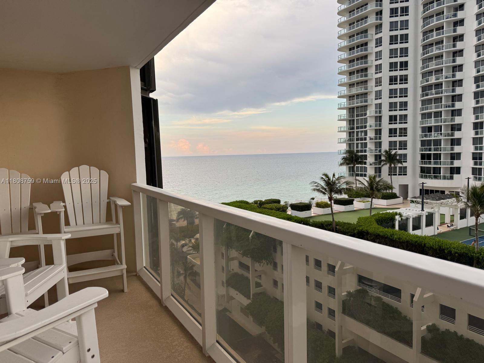 MAR DEL PLATA CONDO - Residential