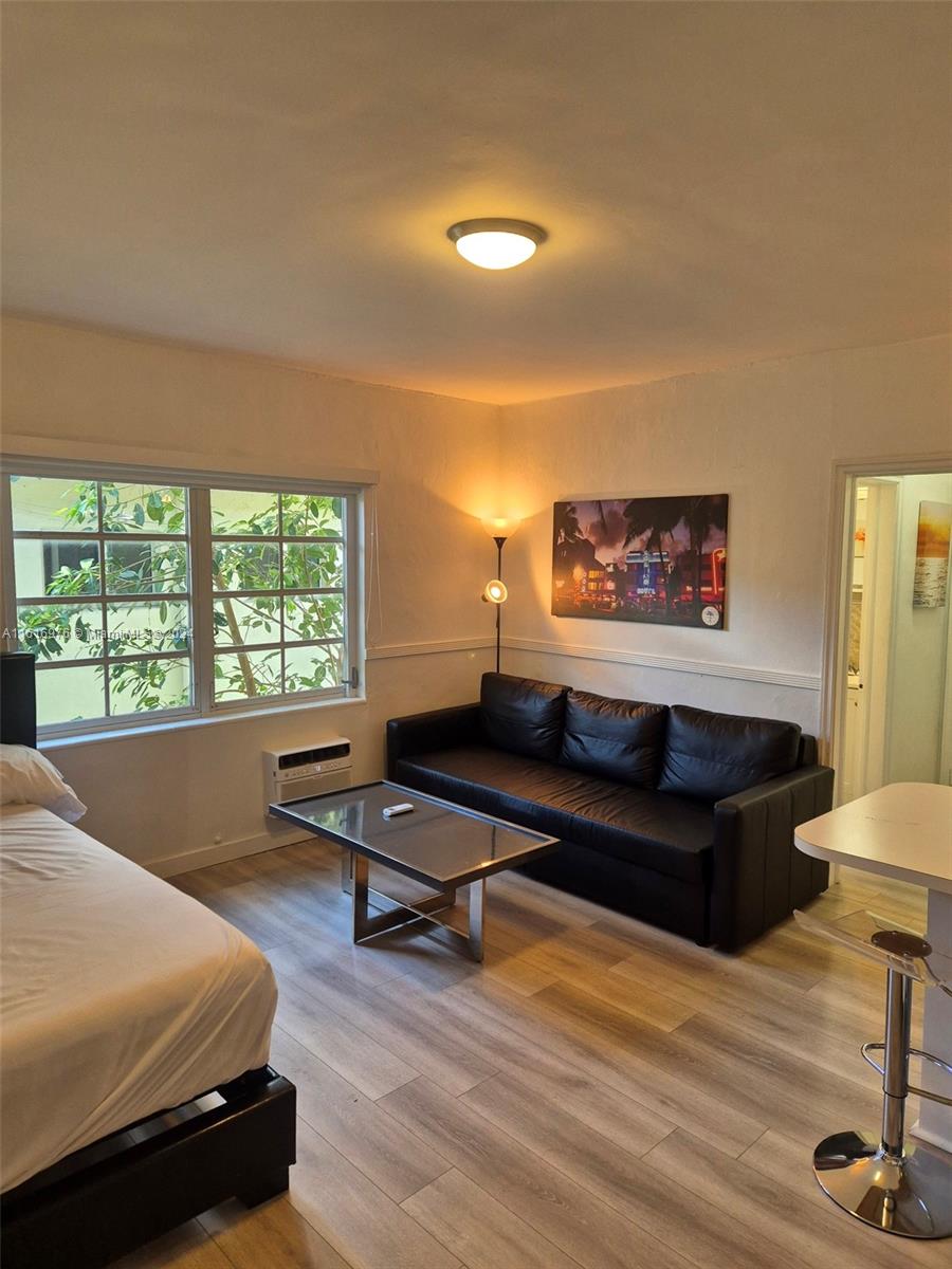 EL VICENTIN CONDO - Residential