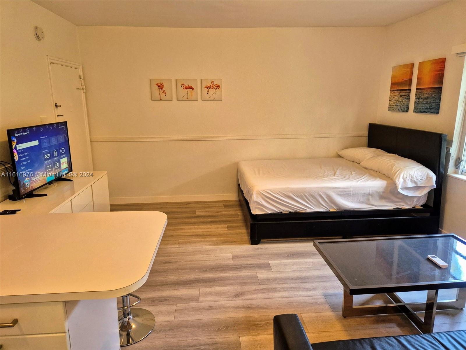 EL VICENTIN CONDO - Residential