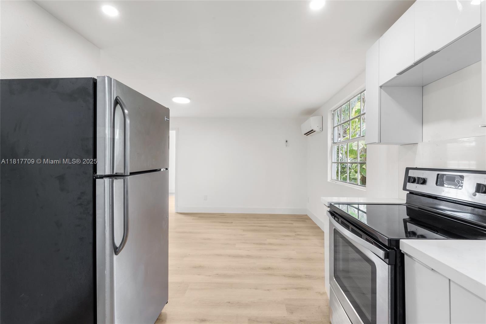 VEDADO - Residential Income