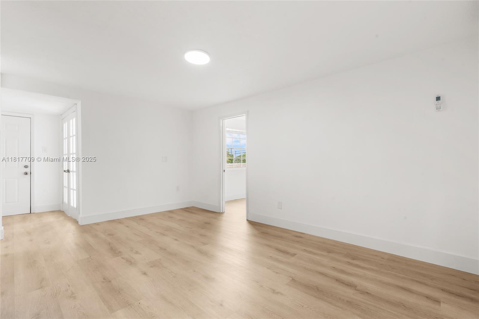 VEDADO - Residential Income