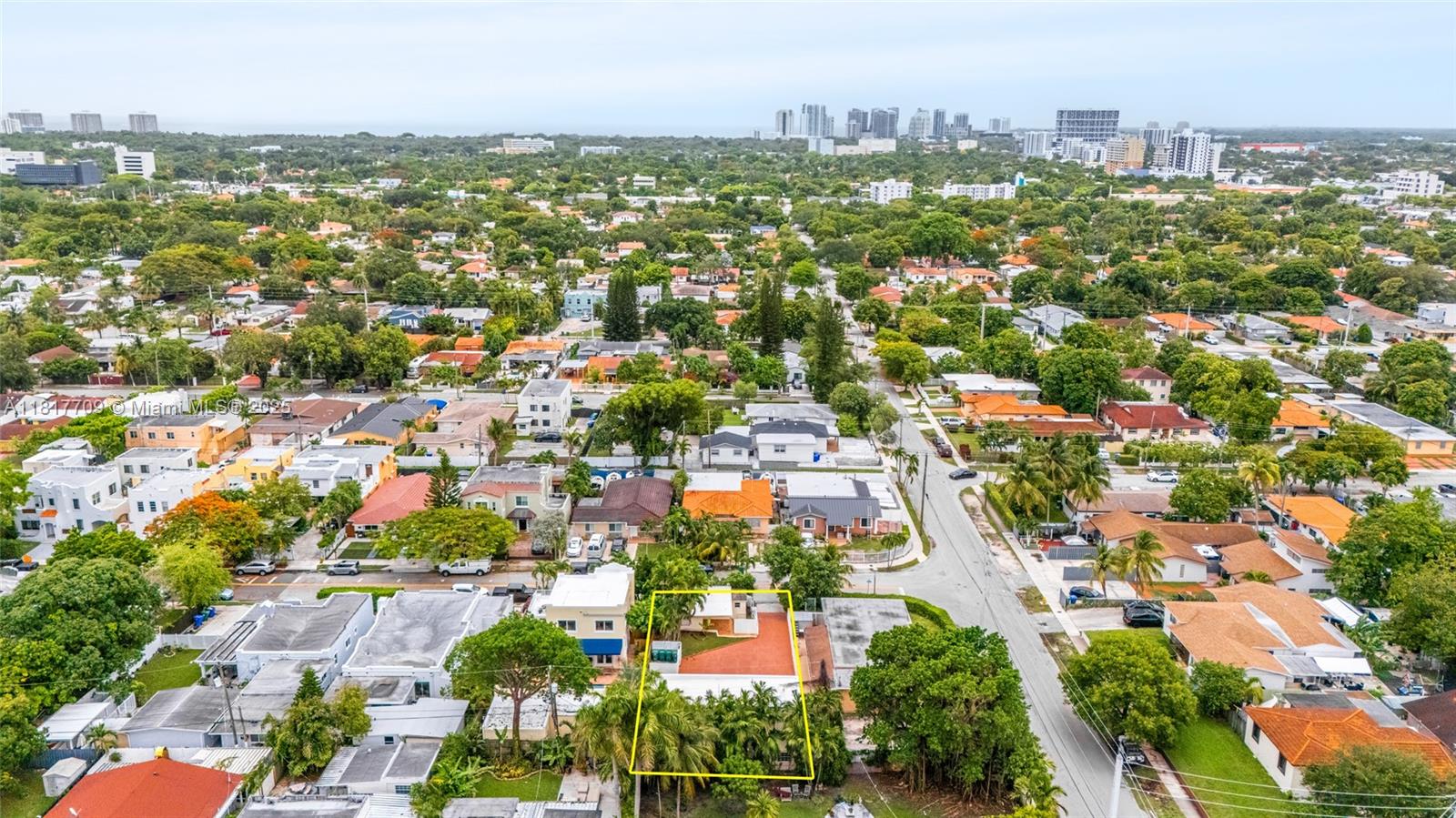 VEDADO - Residential Income