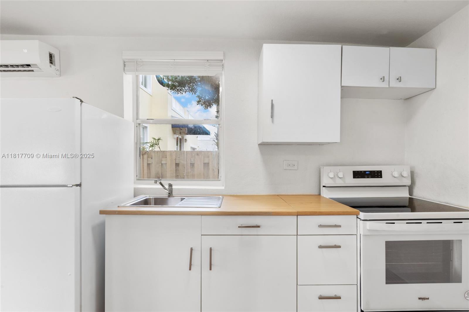 VEDADO - Residential Income