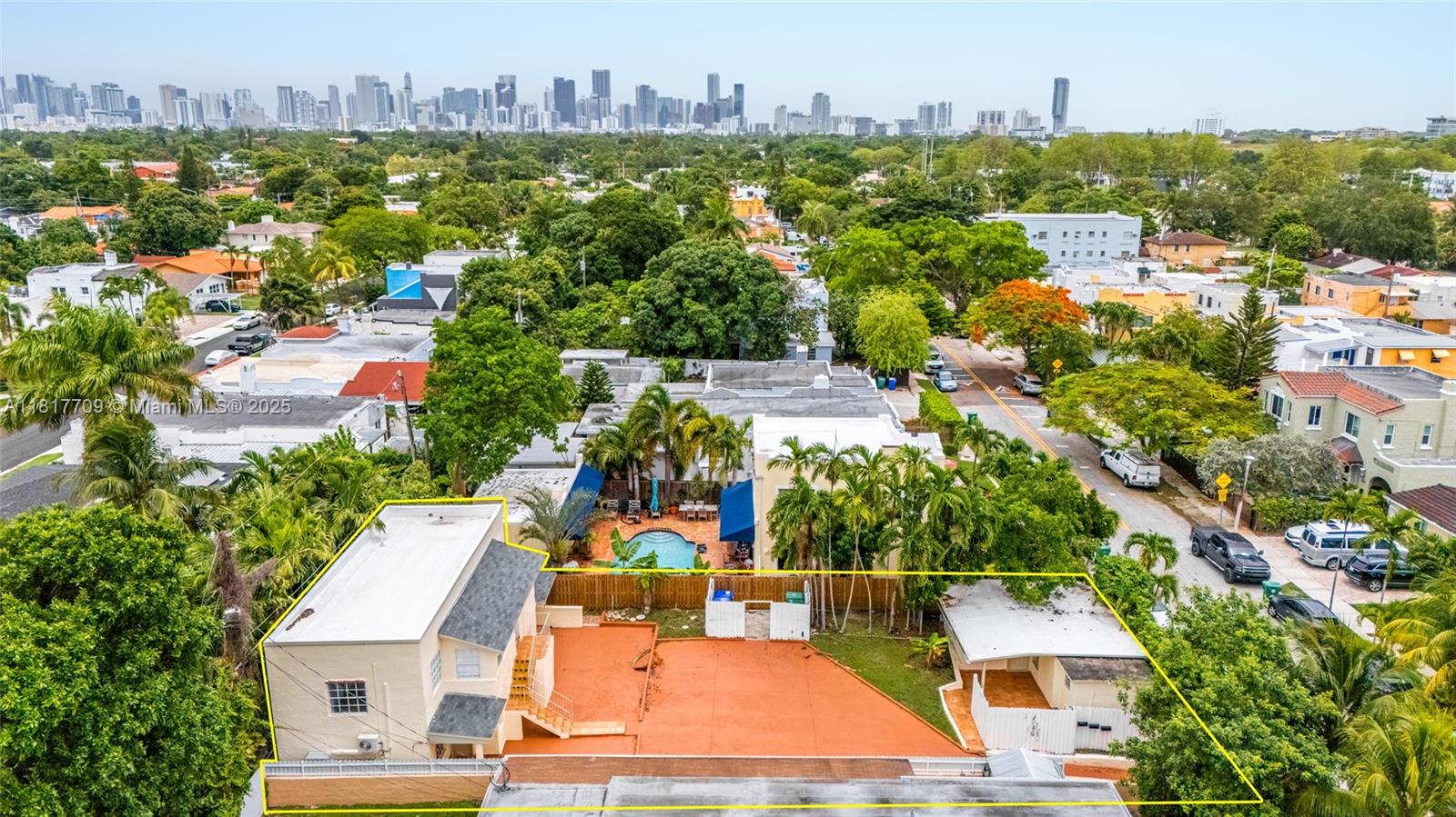 VEDADO - Residential Income