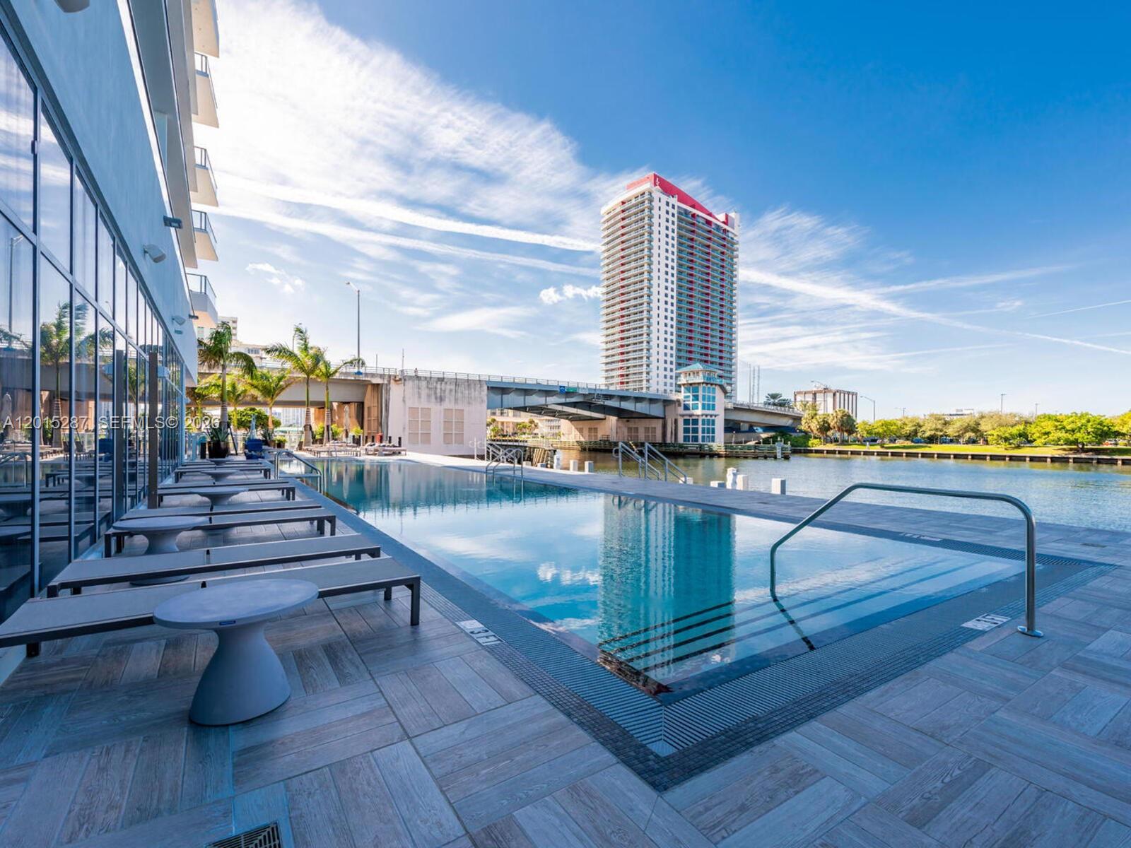 4010 SOUTH OCEAN CONDO - Residential Lease