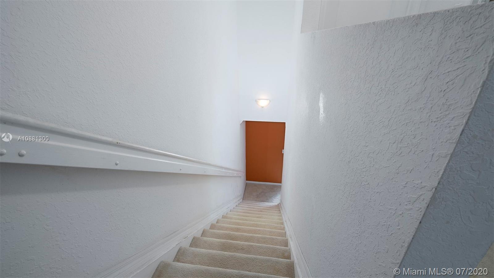 VILLAS CANARIAS CONDO - Residential