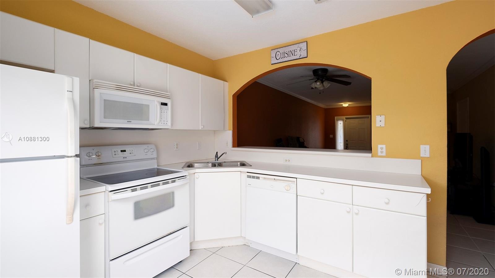 VILLAS CANARIAS CONDO - Residential