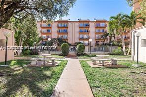 1950 W 54th St 222, Hialeah, FL, 33012/$239,900 1 1950 W 54th St 222