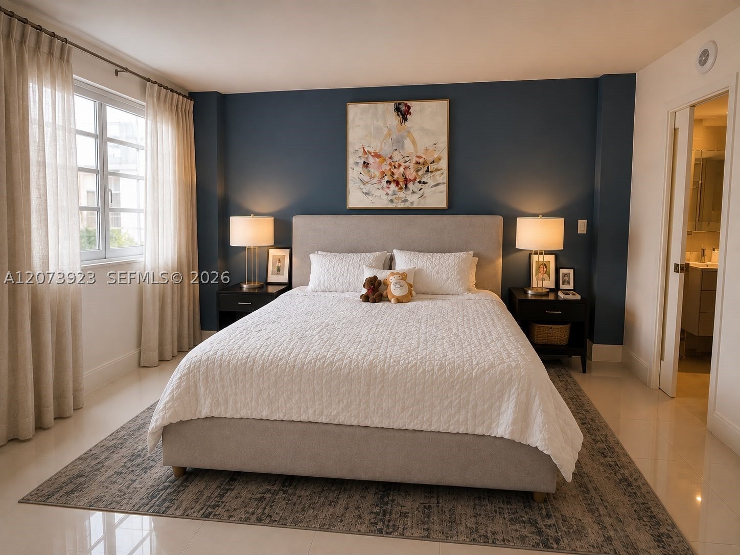 465 Ocean Dr 219