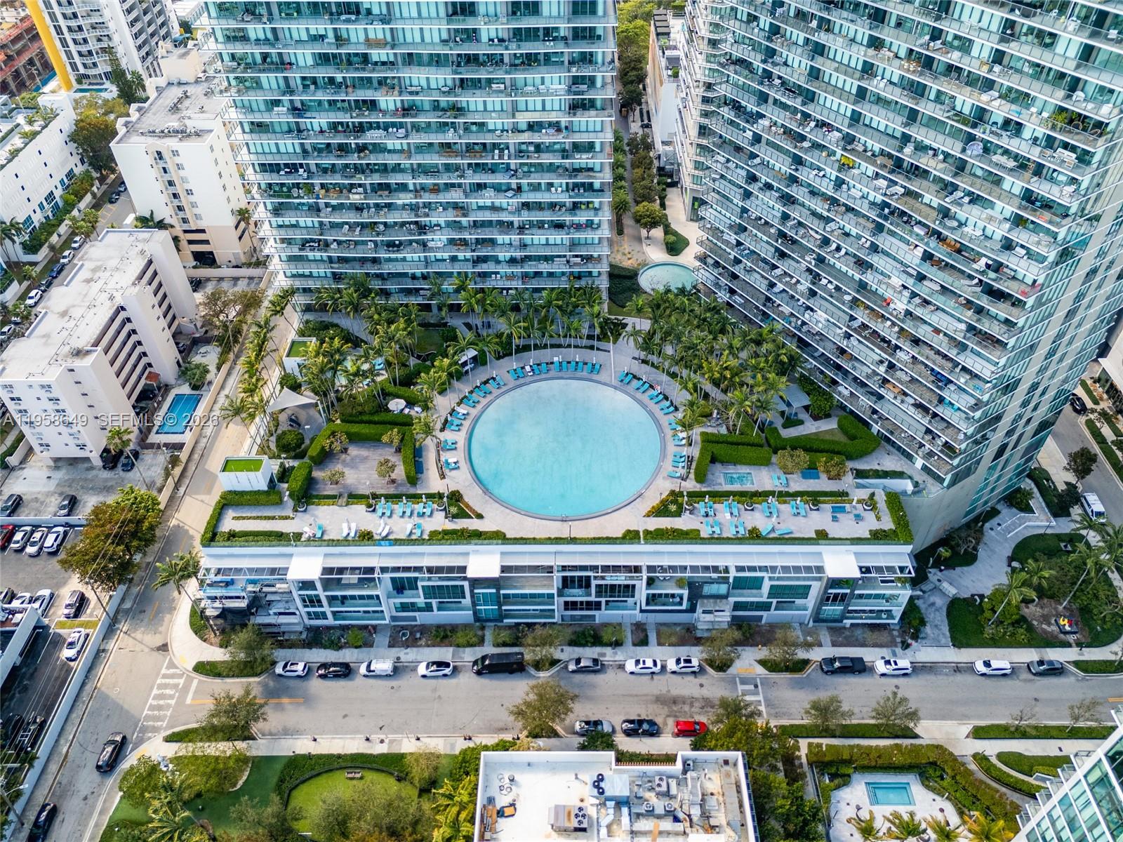 GRAN PARAISO CONDO - Residential