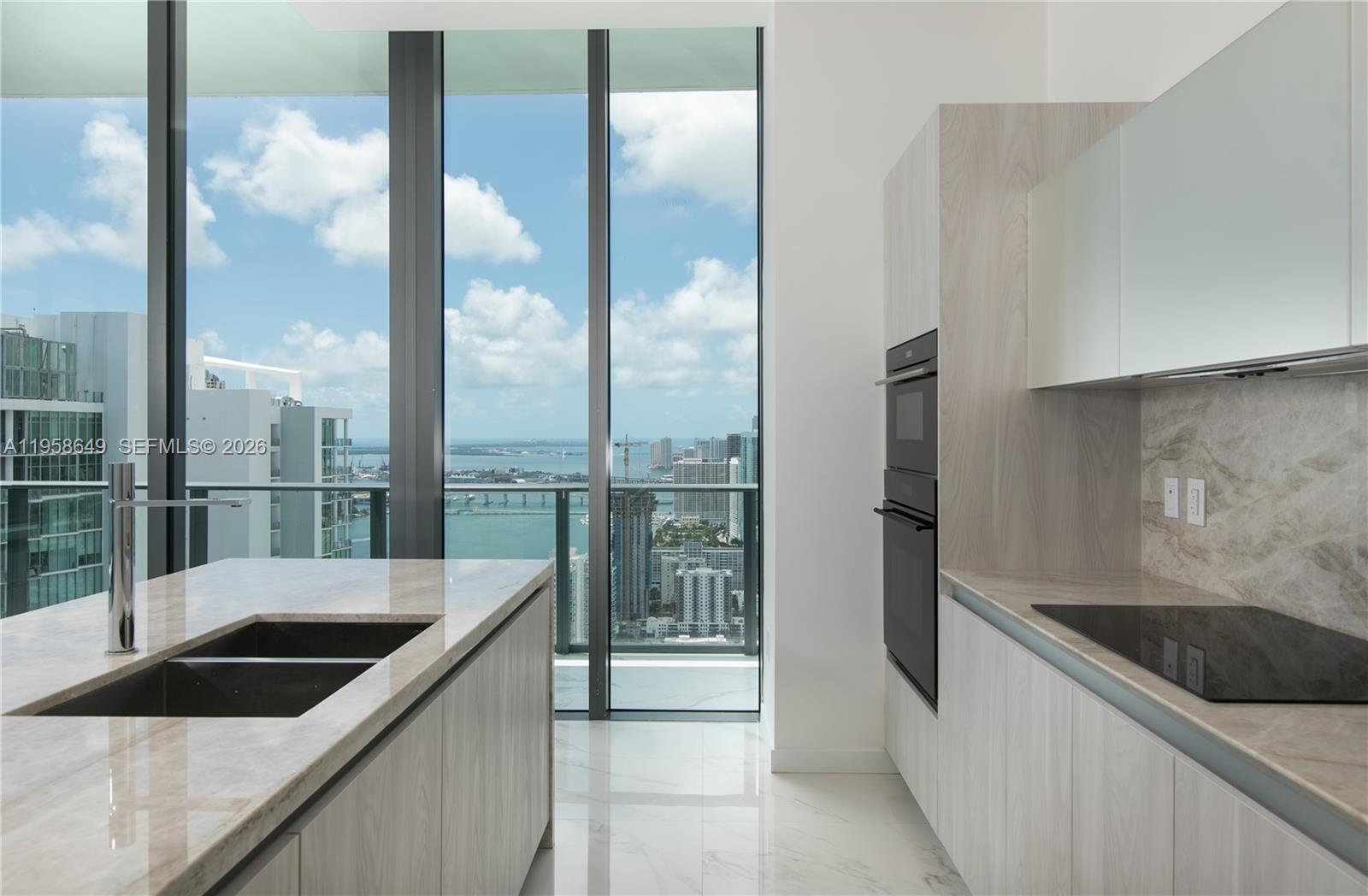 GRAN PARAISO CONDO - Residential