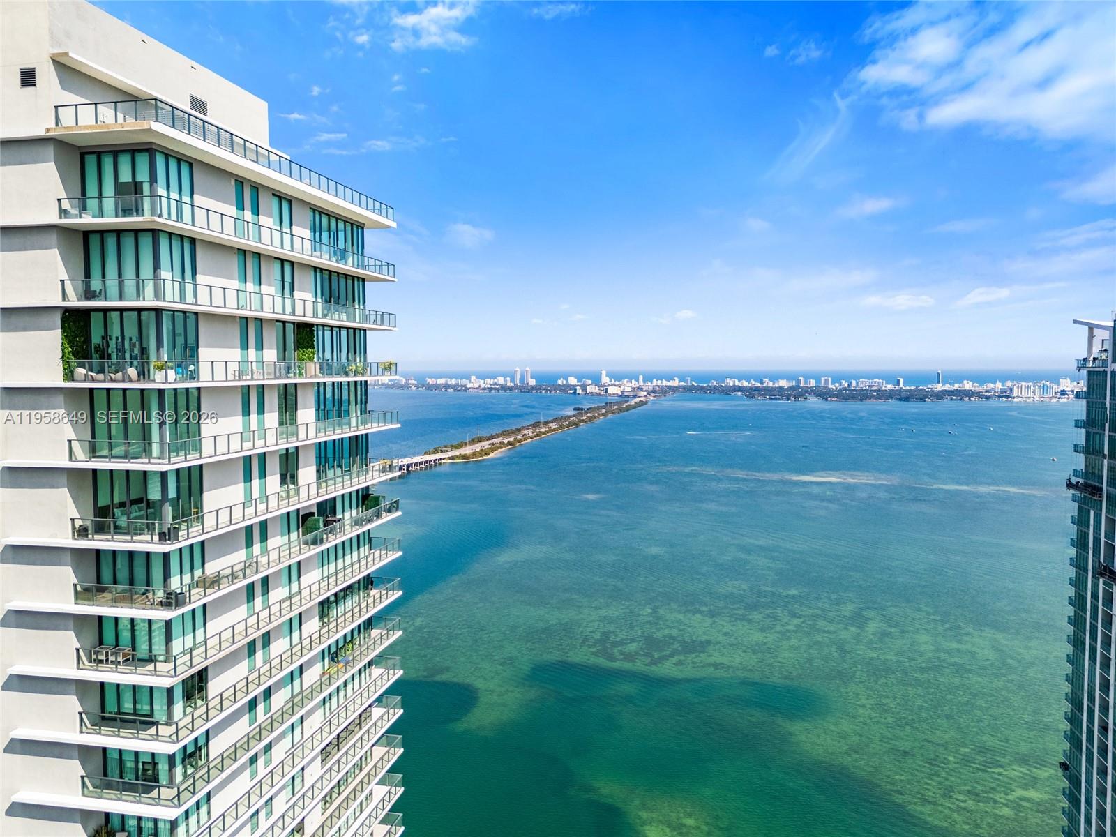 GRAN PARAISO CONDO - Residential