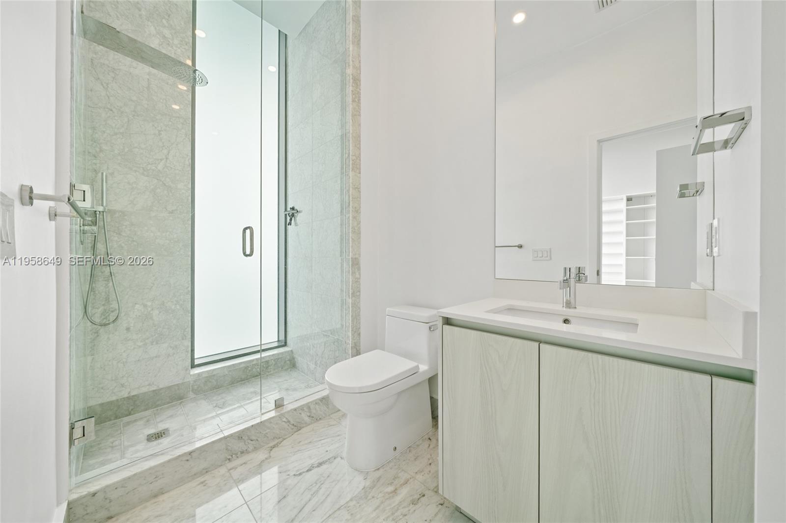 GRAN PARAISO CONDO - Residential