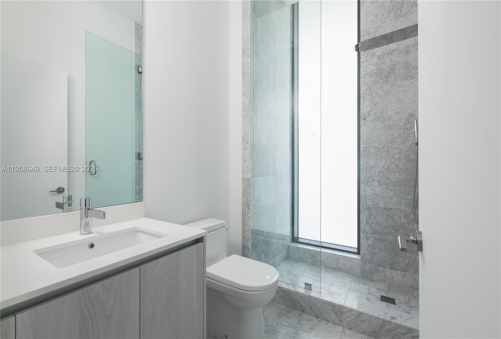 GRAN PARAISO CONDO - Residential