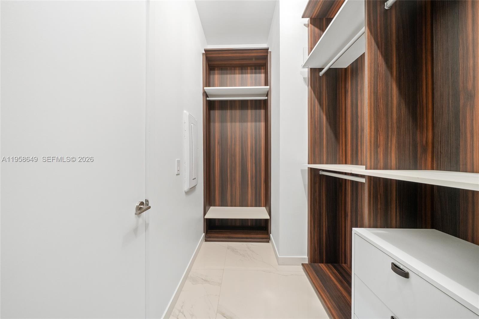 GRAN PARAISO CONDO - Residential