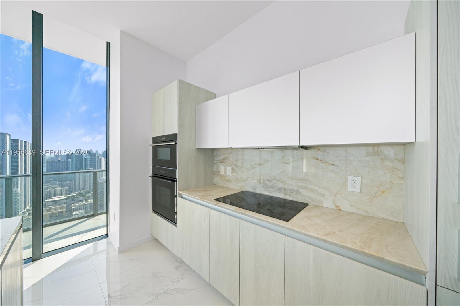 GRAN PARAISO CONDO - Residential