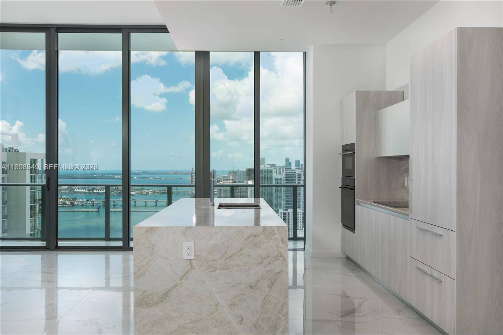 GRAN PARAISO CONDO - Residential