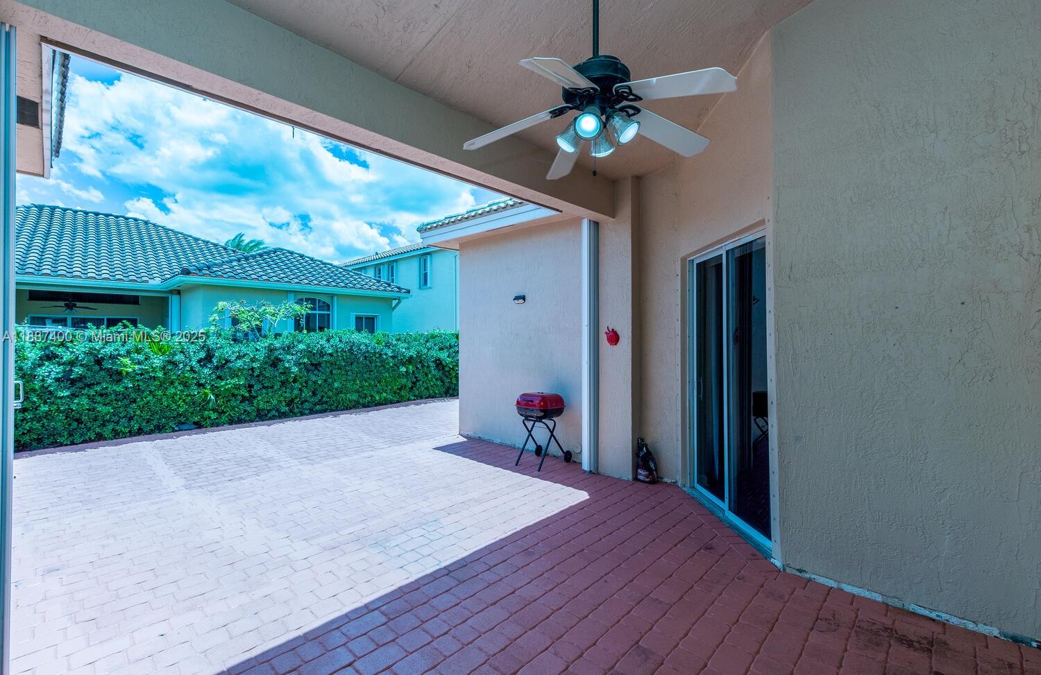 NAUTICA PLAT - Residential Lease