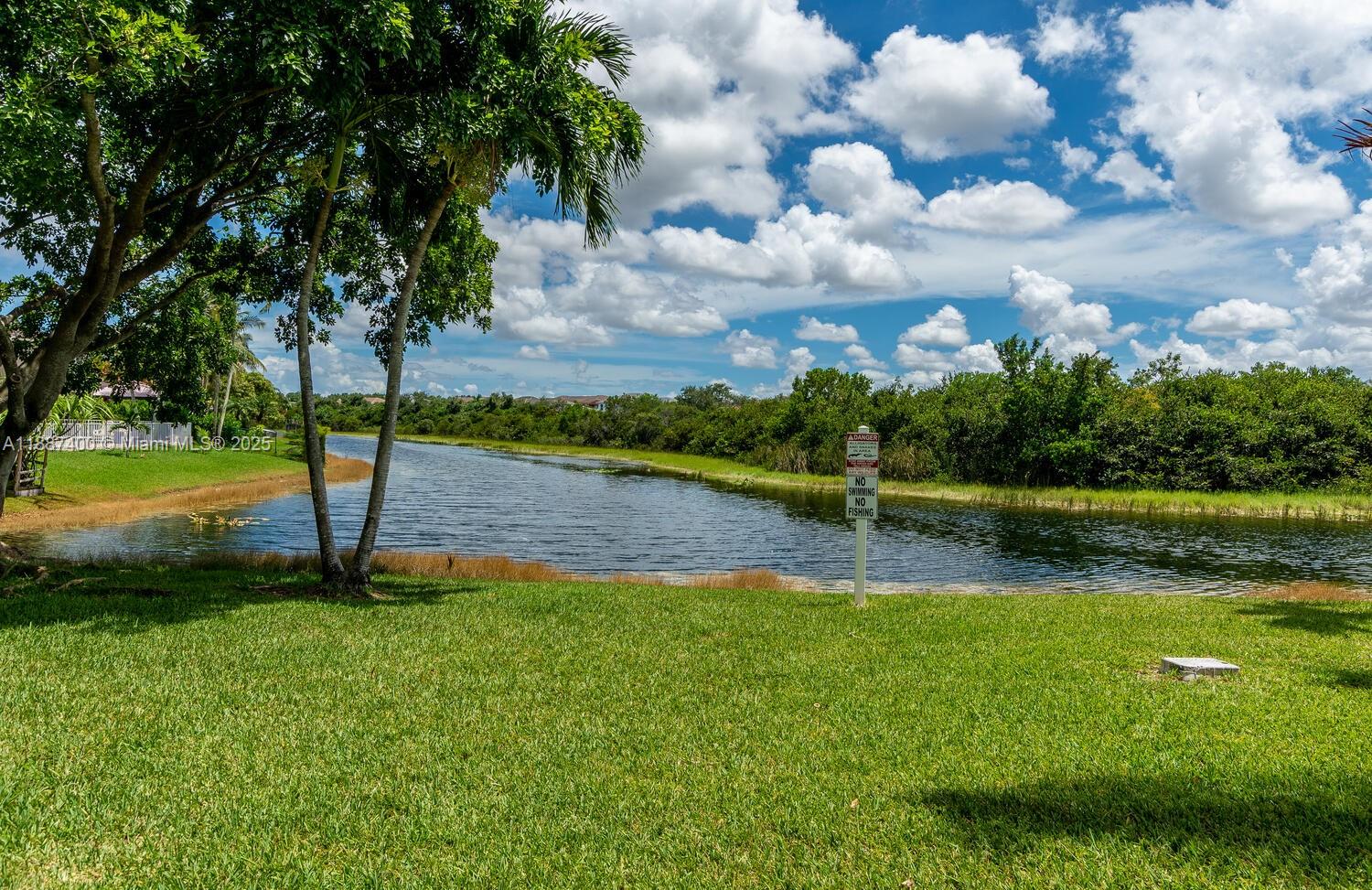 NAUTICA PLAT - Residential Lease