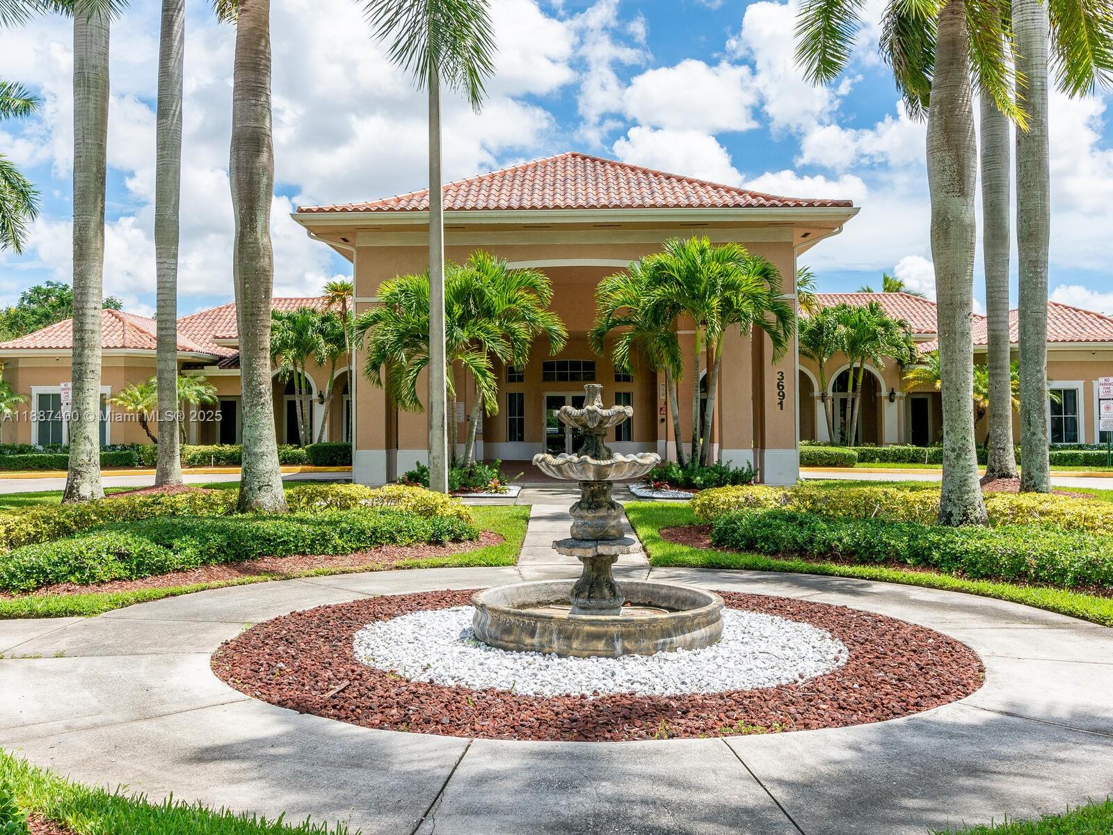 NAUTICA PLAT - Residential Lease